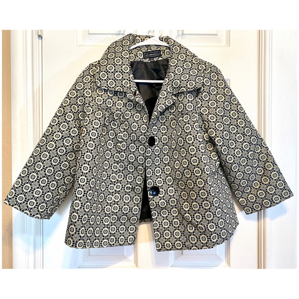 Elementz. Black, Cream and Gold Jacket. Size Medium. Cute Large Buttons. Shorty.